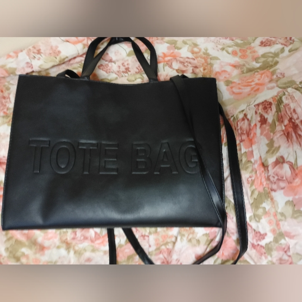 NWOT  Tote Bag - Picture 4 of 16